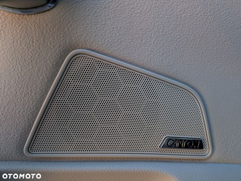 Skoda Superb 2.0 TSI Style DSG - 35