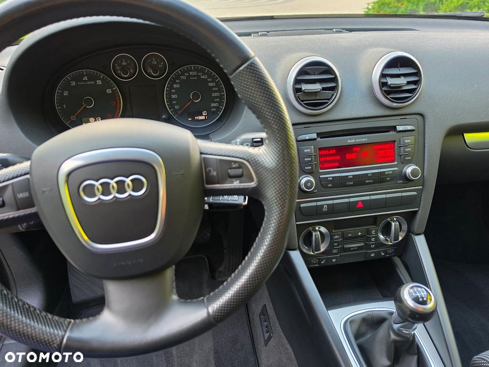 Audi A3 Sportback 1.6 Ambition - 13