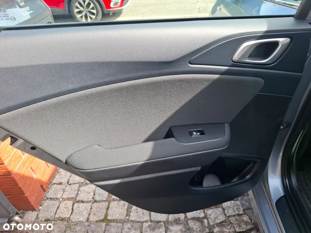 Kia Ceed 1.4 T-GDI M - 30
