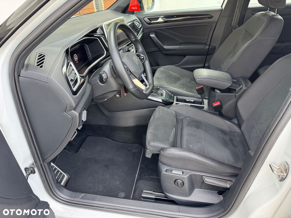 Volkswagen T-Roc - 12