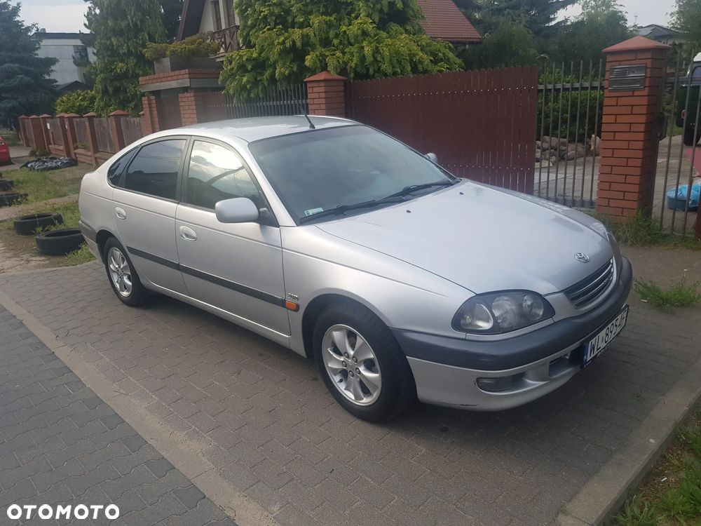 Toyota Avensis - 3