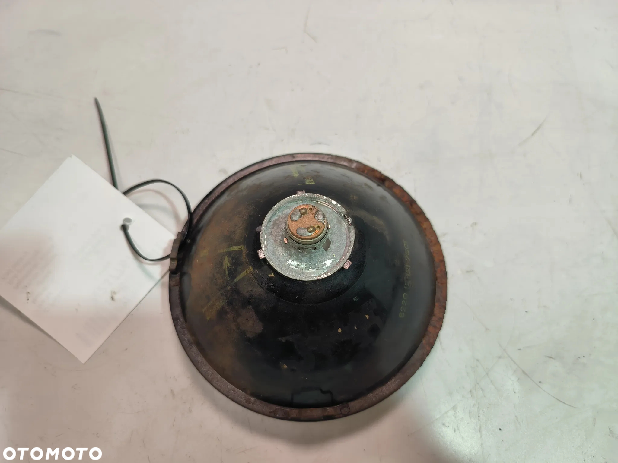 Lampa przednia szkło Mercedes Unimog 404 - 2