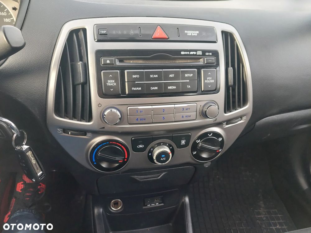 Hyundai i20 1.25 Classic - 12