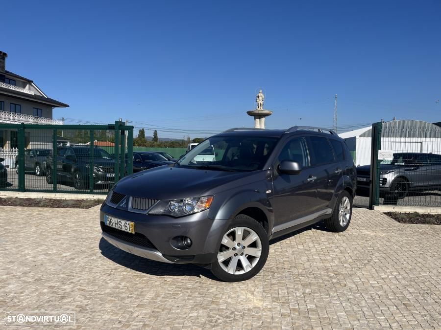 Mitsubishi Outlander 2.0 DI-D Intense+ 4WD - 6