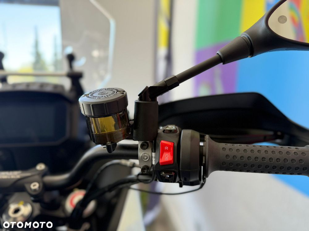 Moto Guzzi Stelvio - 16