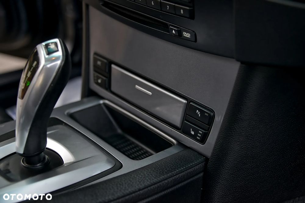 BMW Seria 5 530d Edition Exclusive - 36