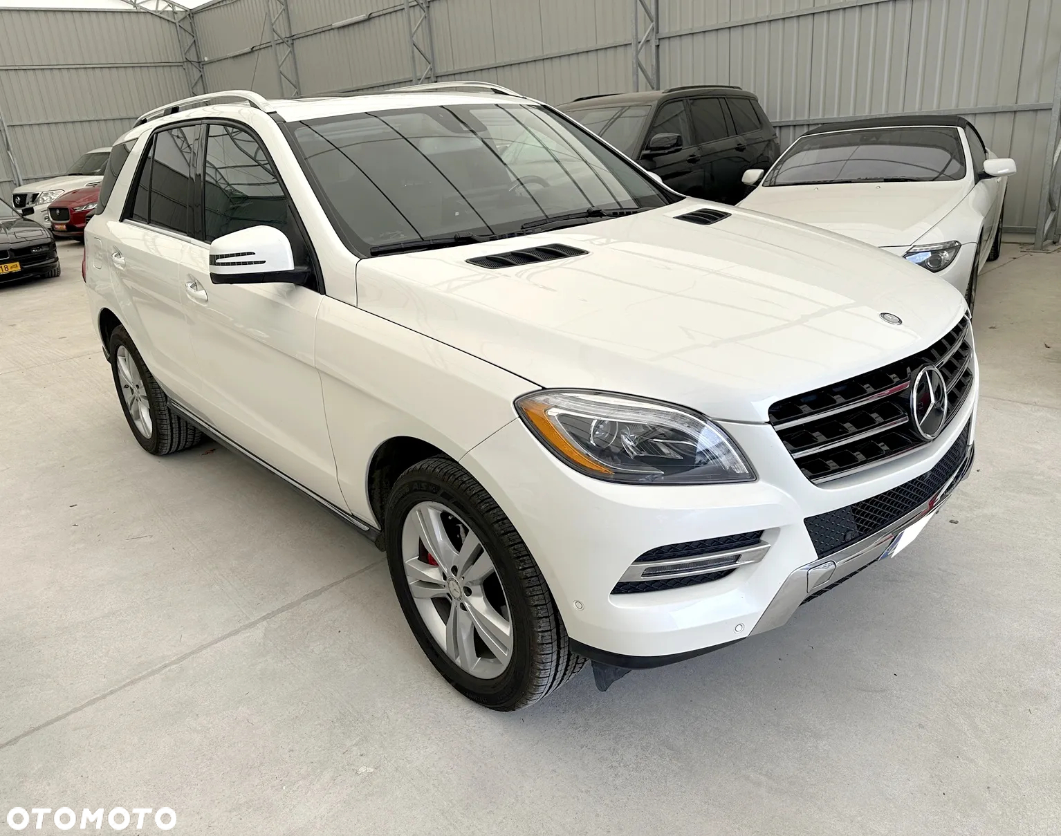 Mercedes-Benz ML 350 4MATIC BlueEFFICIENCY 7G-TRONIC Edition 1 - 2