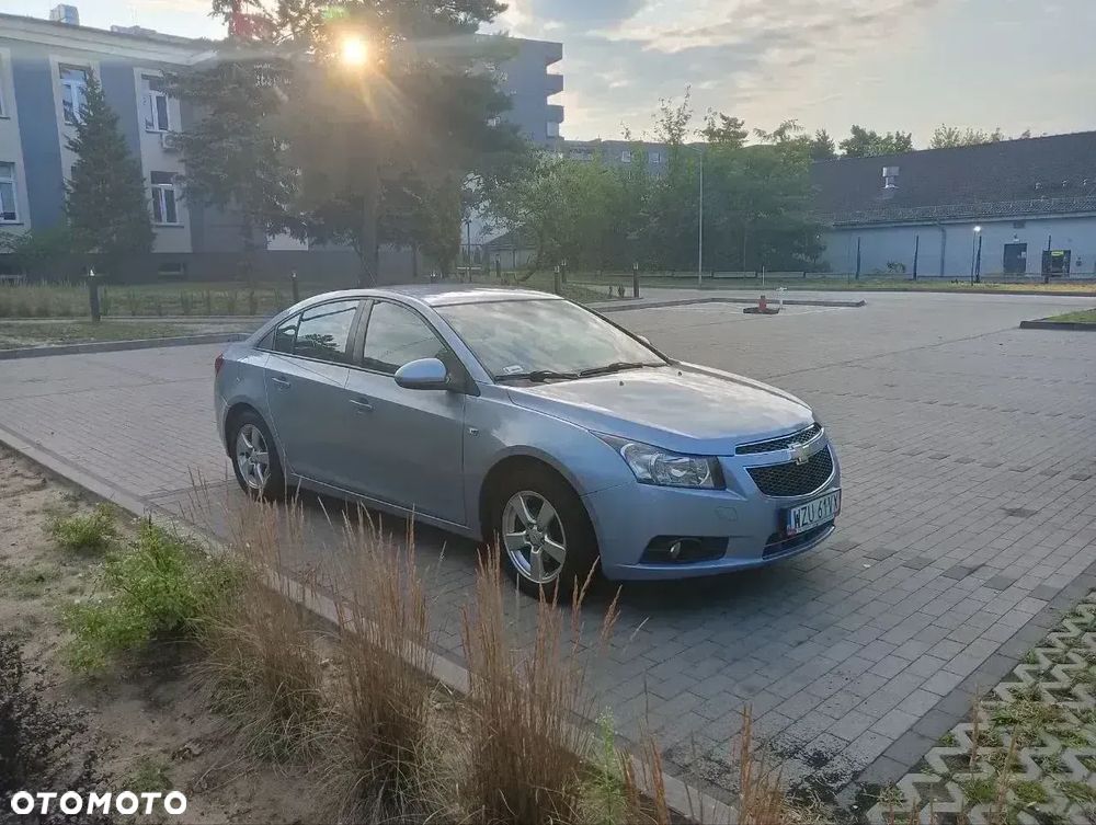 Chevrolet Cruze 1.6 LS - 1