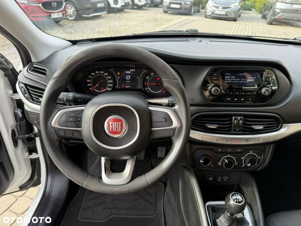 Fiat Tipo 1.4 16v Easy EU6d - 15