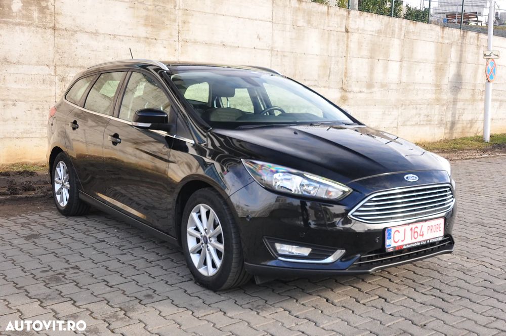 Ford Focus 1.5 EcoBoost Start-Stopp-System Aut. TITANIUM - 2
