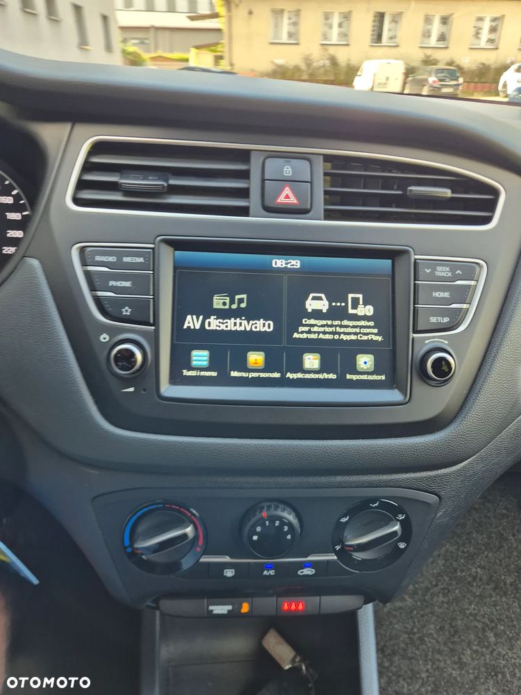Hyundai i20 1.2 Classic Plus - 16