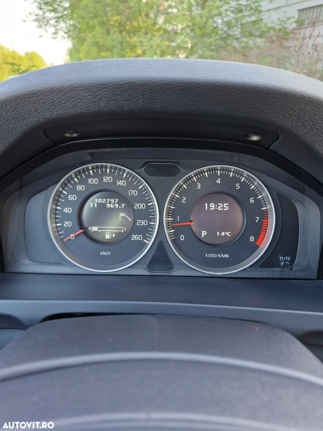 Volvo V60 T4 Basic - 28