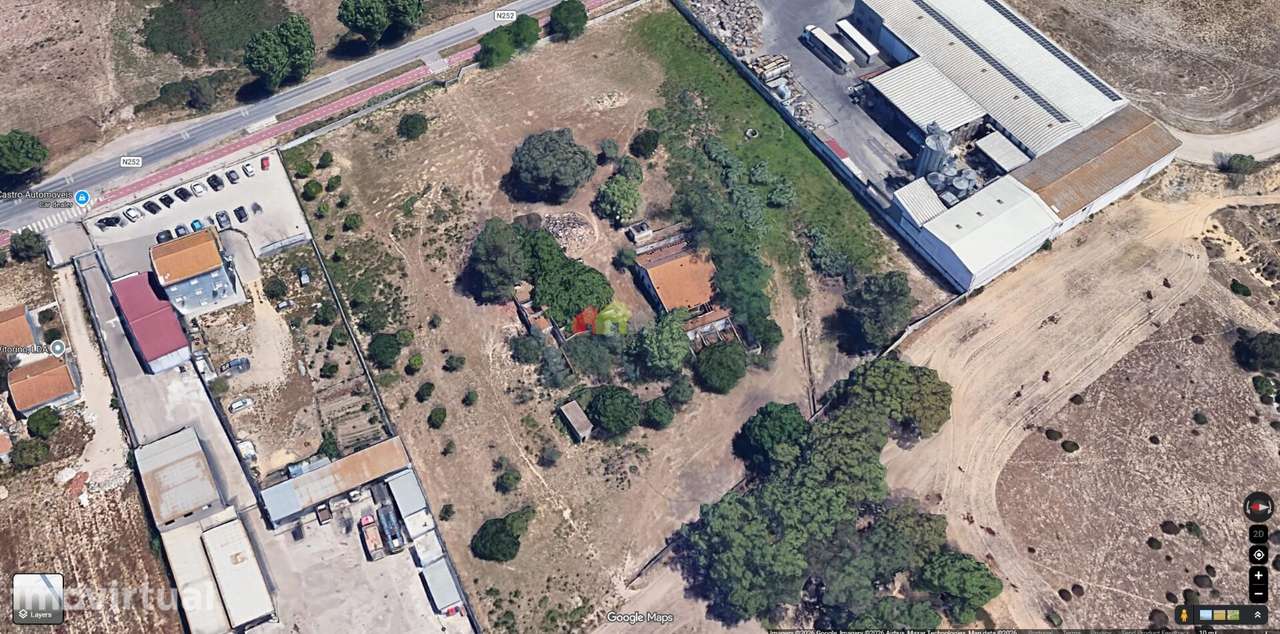 Terreno com 13.000 m2 e Alto Potencial de Construção - Grande imagem: 4/6