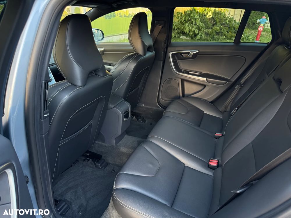 Volvo V60 D3 Geartronic Linje Svart - 10