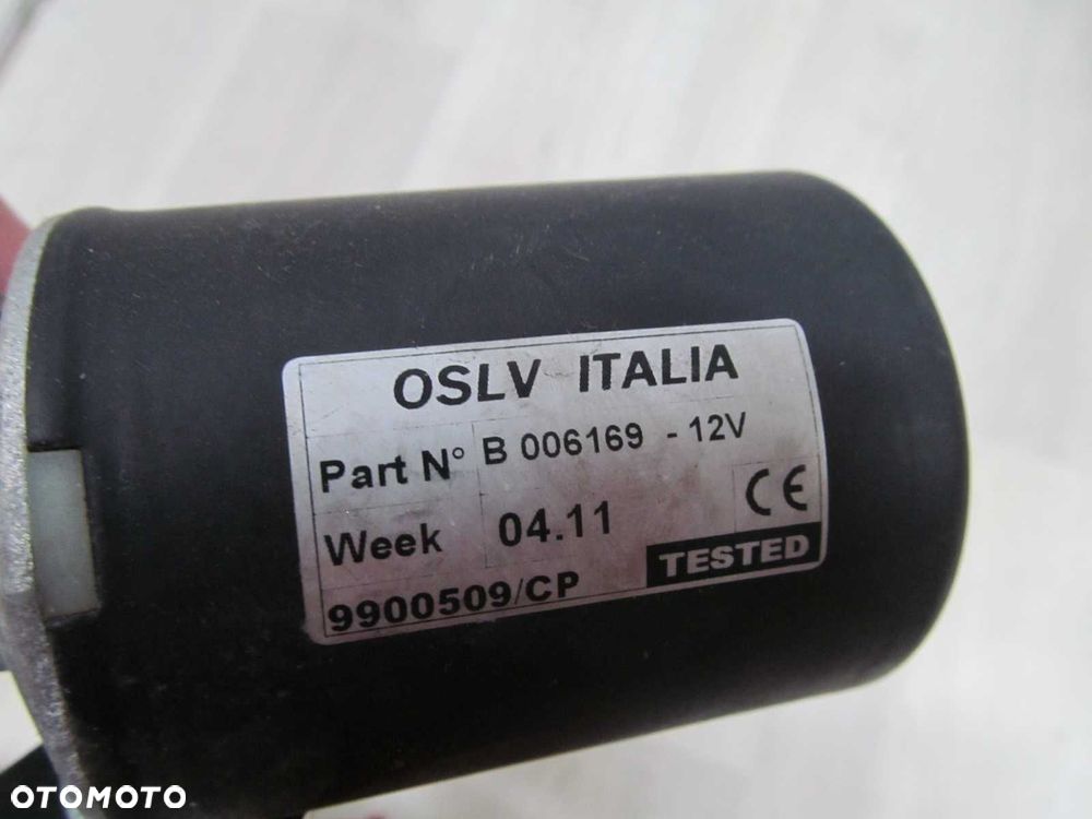 PIAGGIO PORTER HIJET PFAU 06- SILNIK WYCIERACZEK PRZOD 615903 - 9