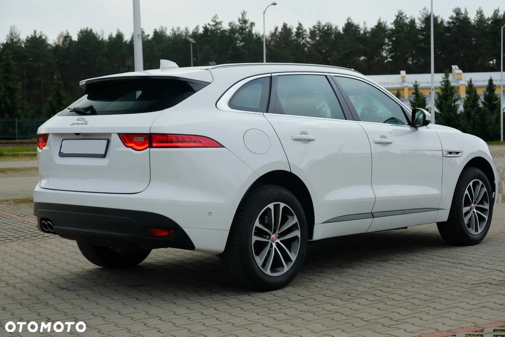 Jaguar F-Pace 20d AWD R-Sport - 27
