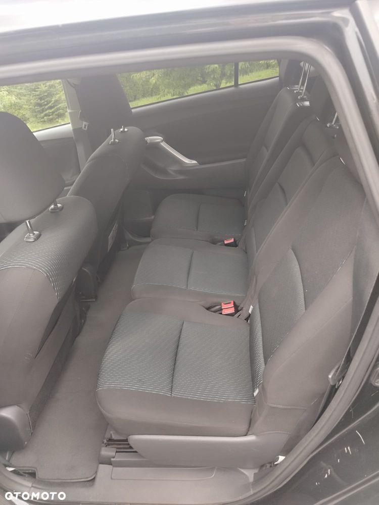 Toyota Verso - 33