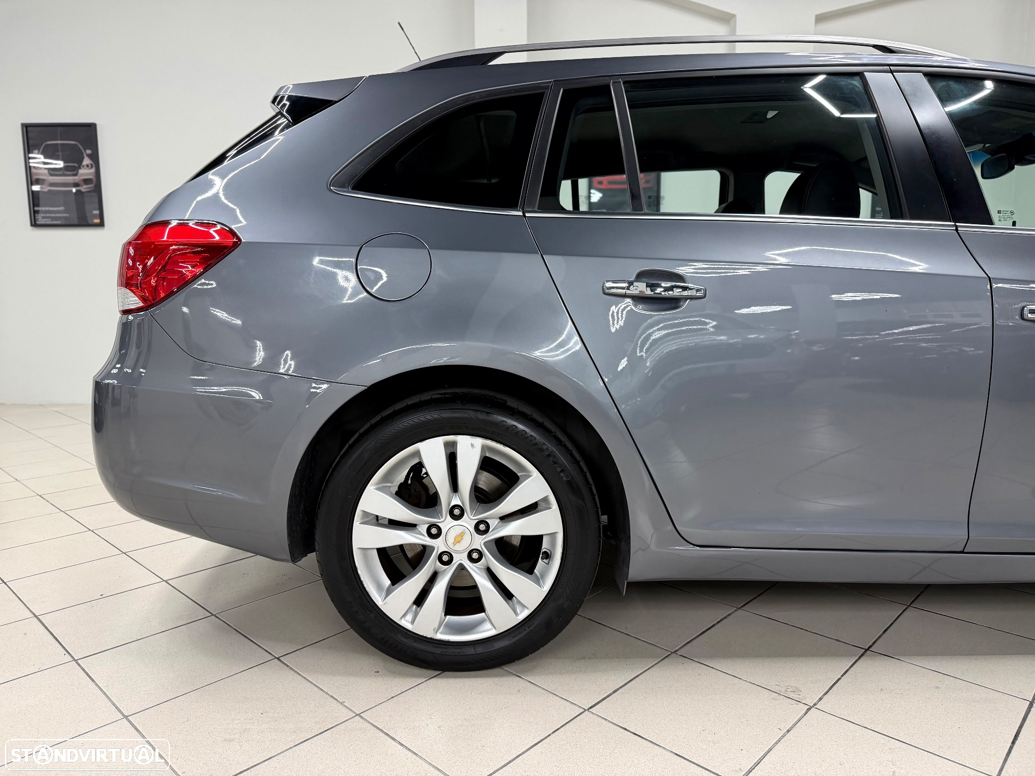 Chevrolet Cruze SW 1.7 VCDi LTZ - 7