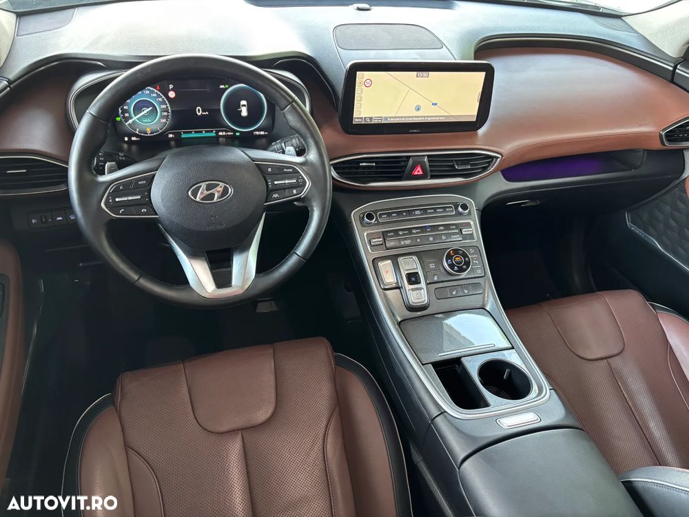 Hyundai Santa Fe 1.6 HEV 4WD SEVEN Signature - 32