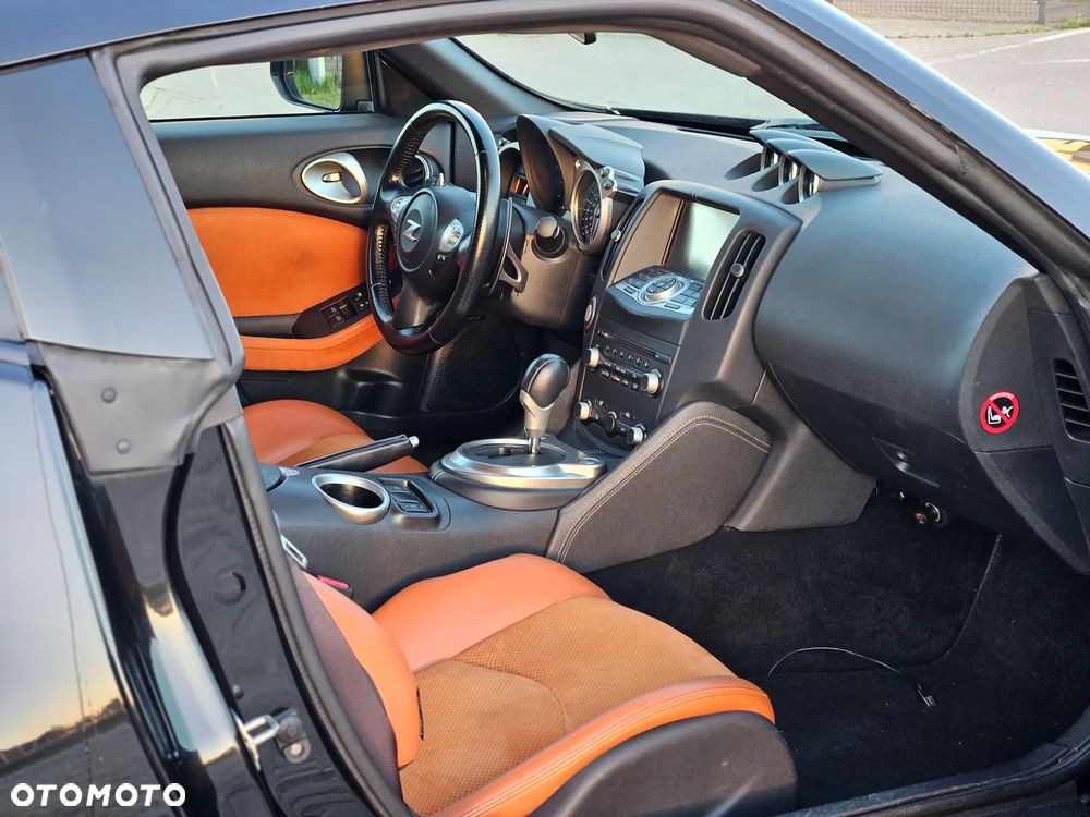 Nissan 370 Z 3.7 V6 Platinum EU6 - 17