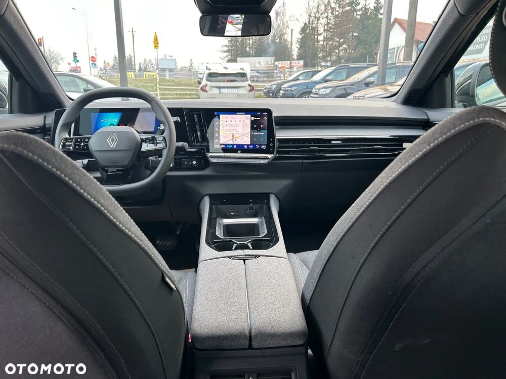 Renault Austral 1.3 TCe mHEV Evolution - 17