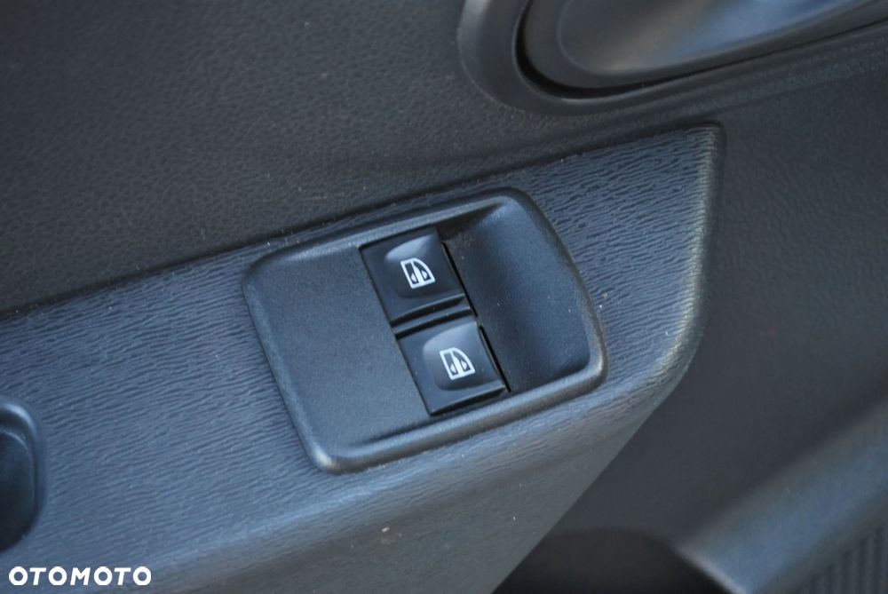 Dacia Dokker 1.5 dCi Stepway - 11