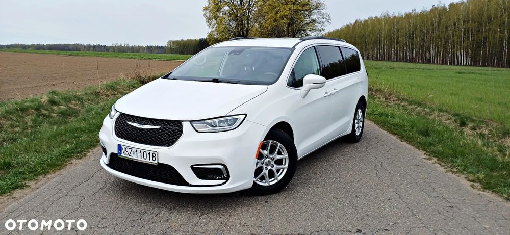 Chrysler Pacifica - 9