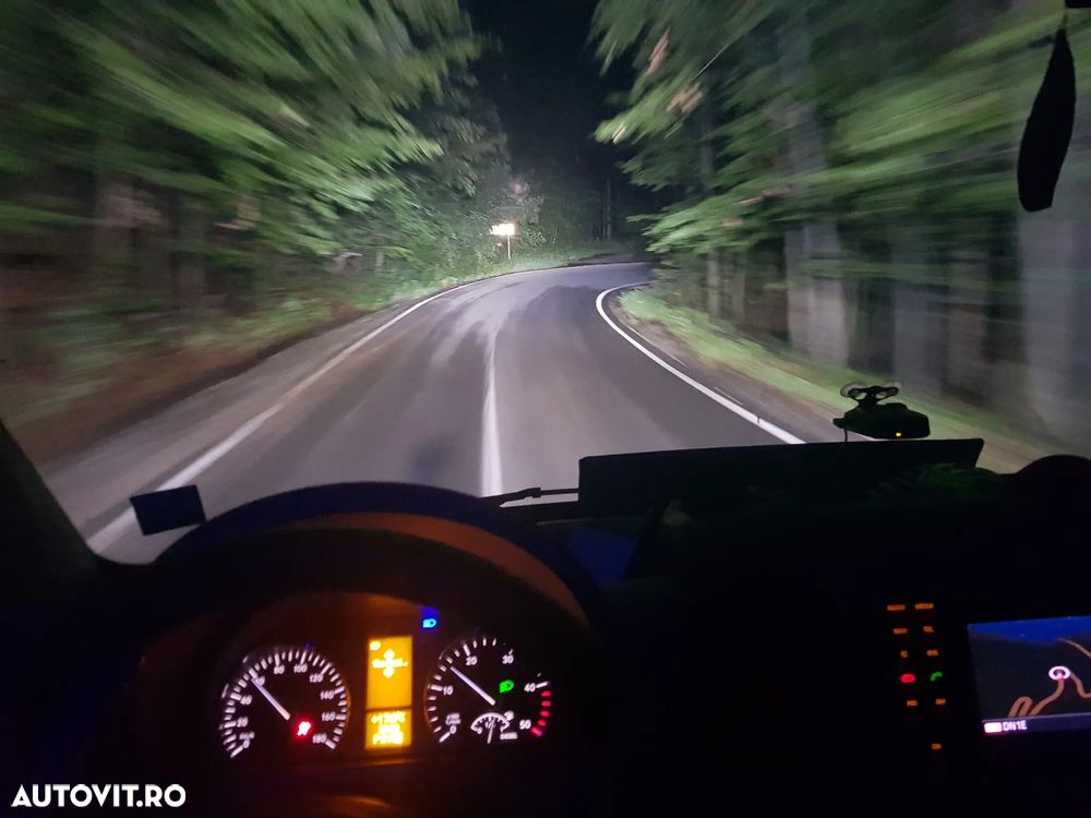 Mercedes-Benz Sprinter 319 CDI 3.0 V6 7gtronic VIP Race van - 8