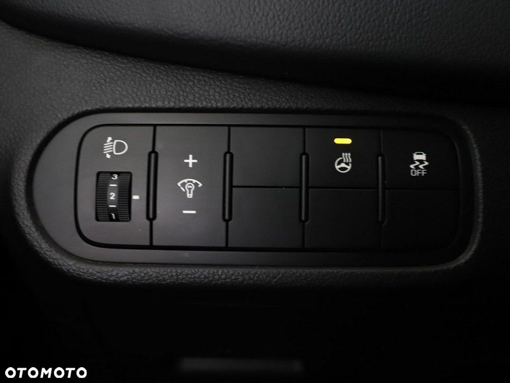 Kia Carens 1.6 GDI Dream-Team Edition - 36