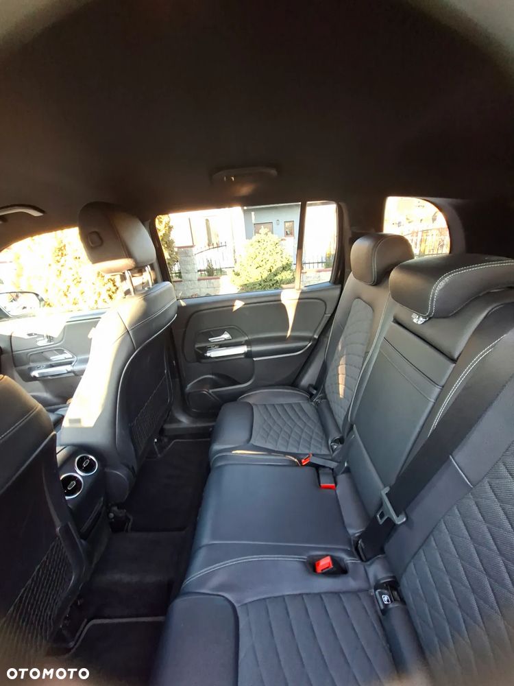 Mercedes-Benz GLB 200 Progressive 7G-DCT - 16