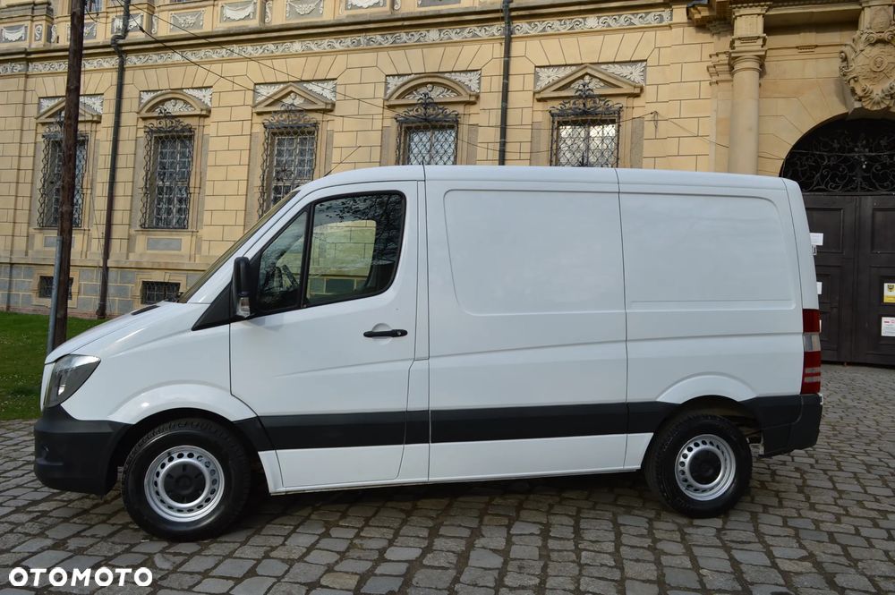 Mercedes-Benz SPRINTER - 2