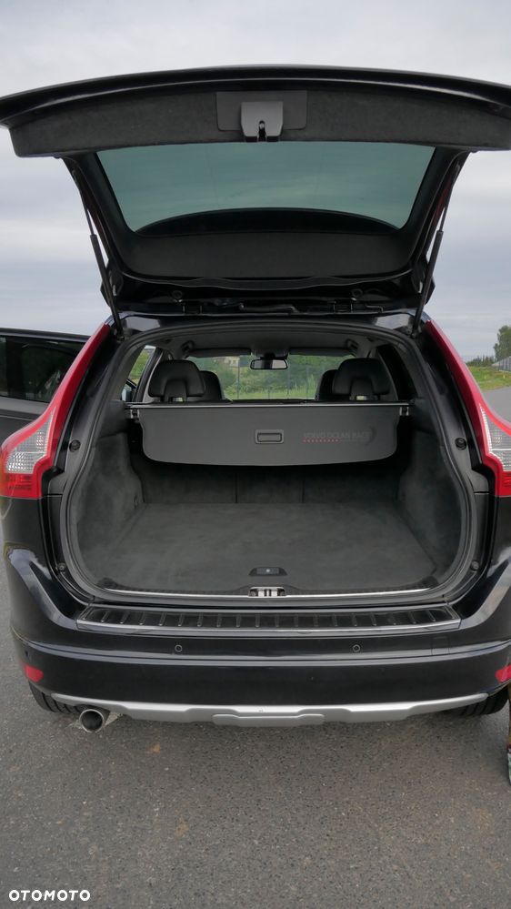 Volvo XC 60 D3 Momentum - 10