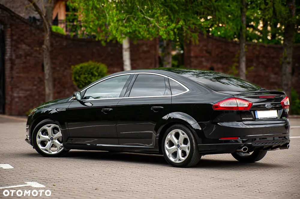 Ford Mondeo 2.0 EcoBoost Titanium S - 14
