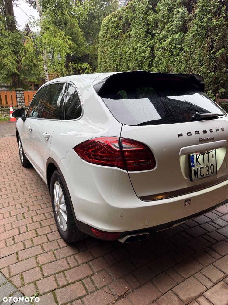 Porsche Cayenne - 6