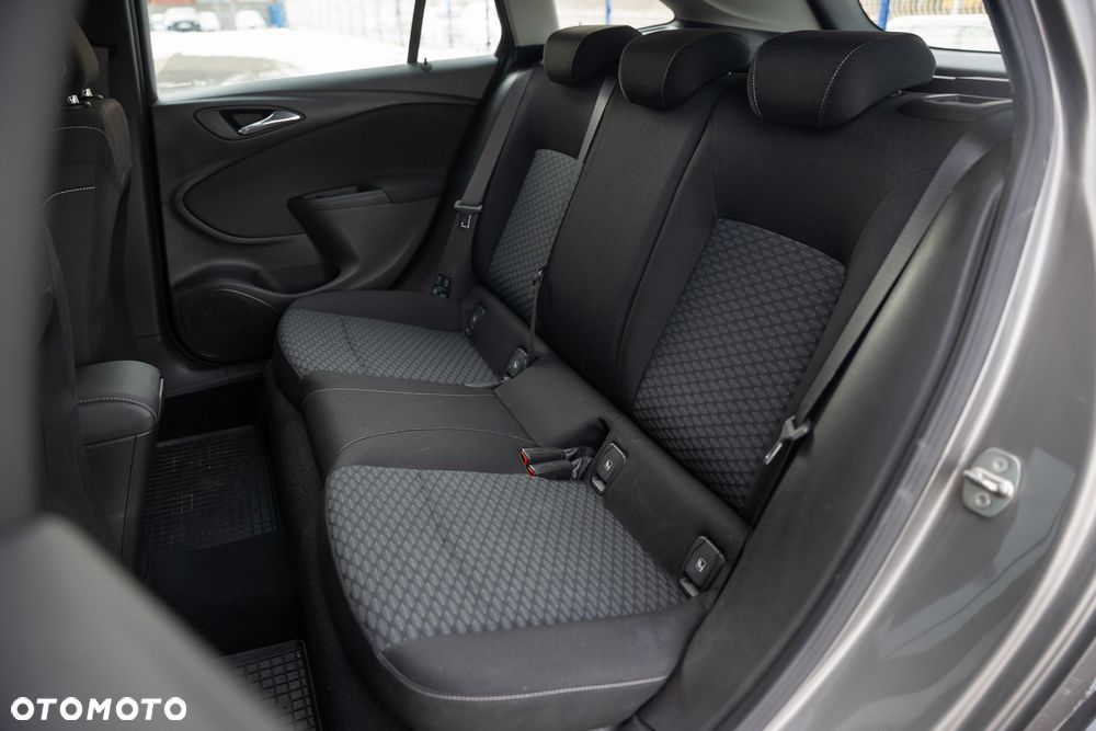 Opel Astra 1.6 D (CDTI) Start/Stop Business - 35