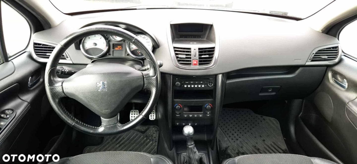 Peugeot 207 - 7