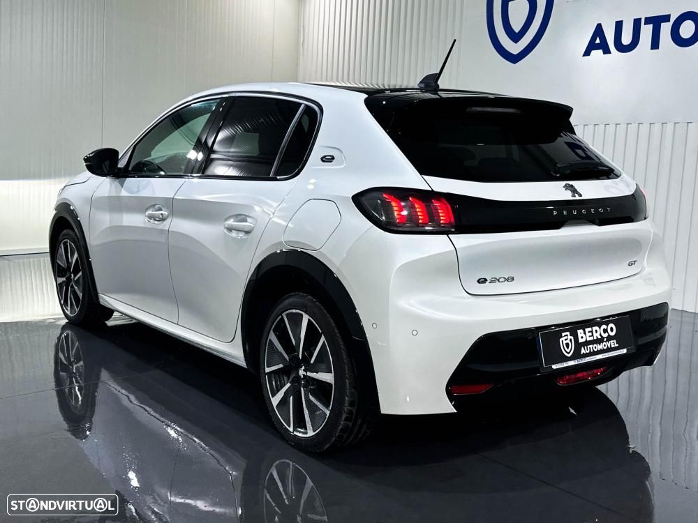 Peugeot e-208 50 kWh GT Pack - 7
