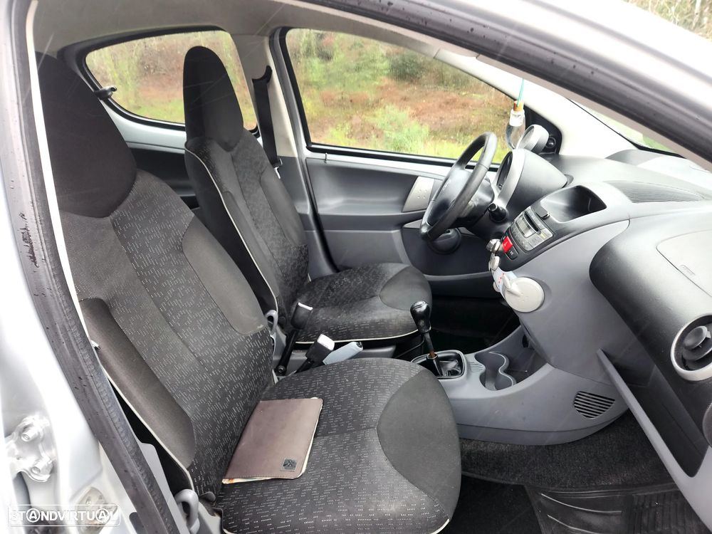 Peugeot 107 1.0 Black&Silver - 9