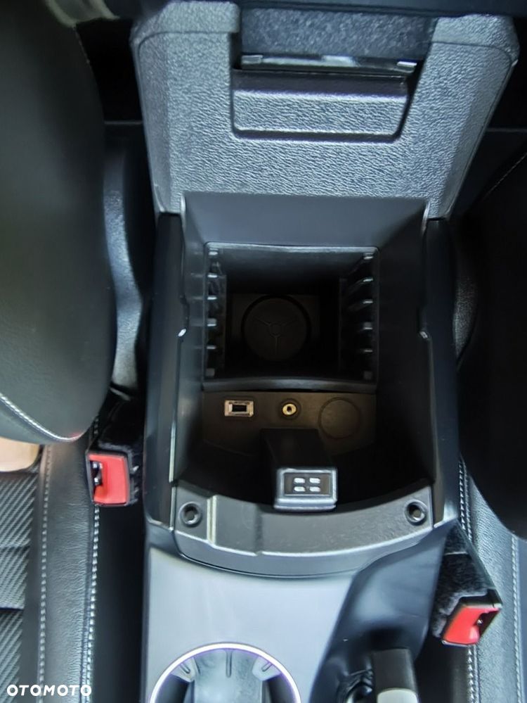Ford Kuga 2.0 TDCi Titanium - 26