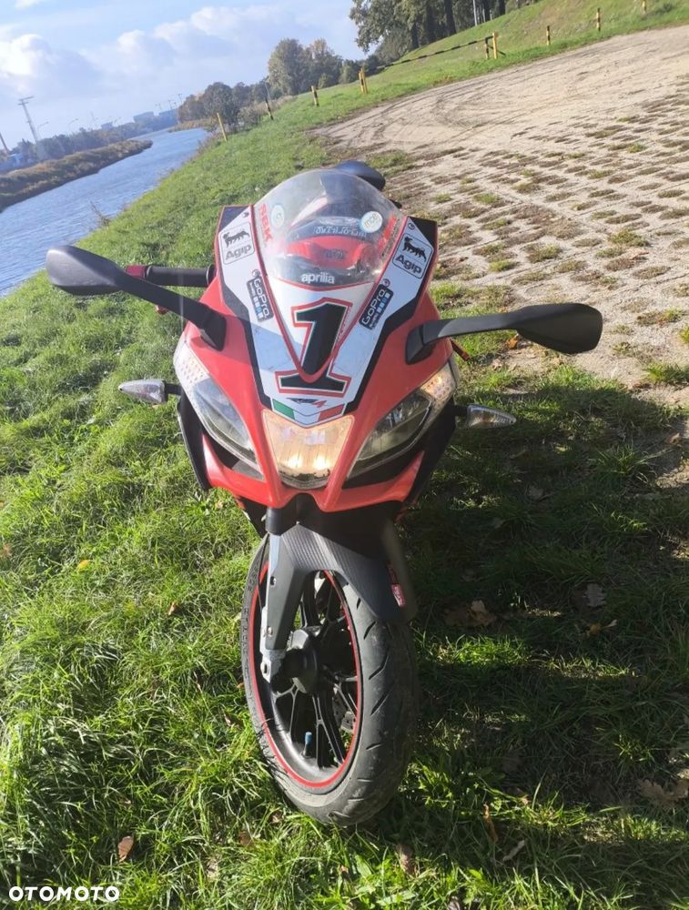 Aprilia RS - 7