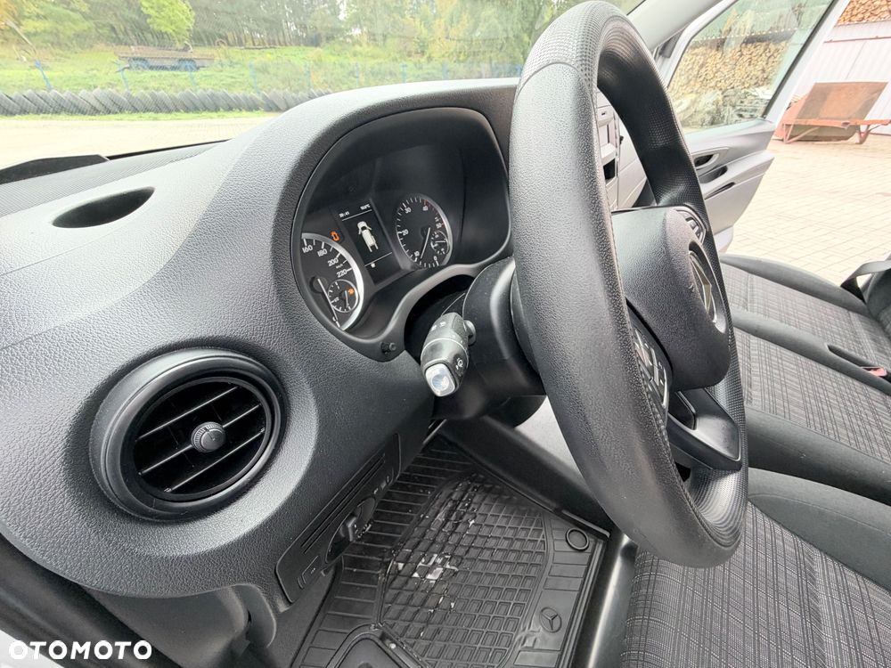 Mercedes-Benz Vito - 23