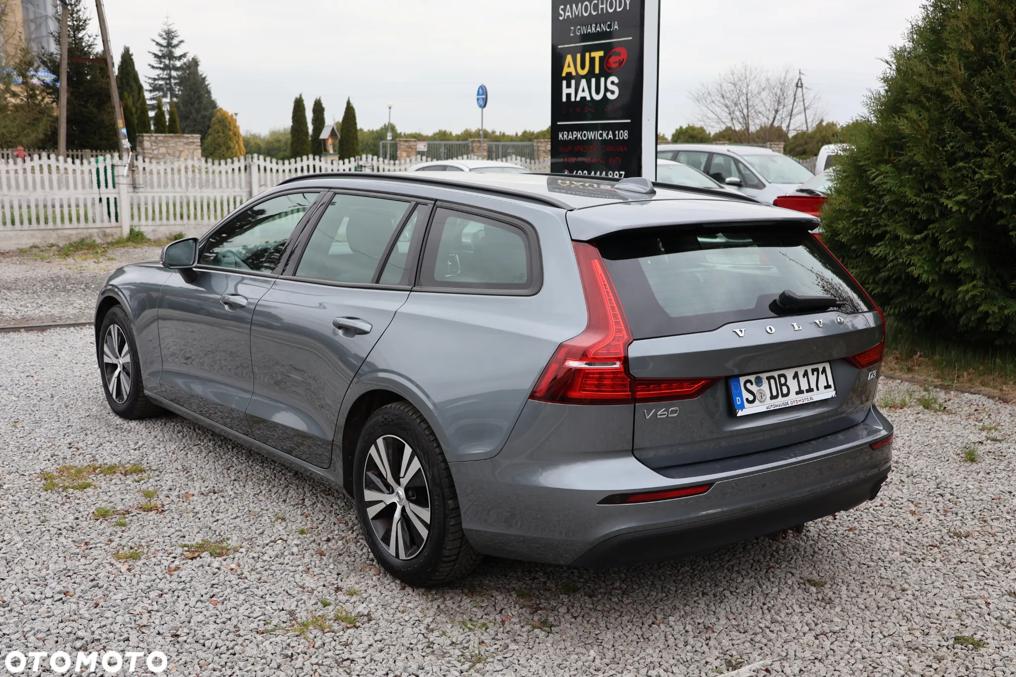 Volvo V60 D3 Momentum Pro - 4