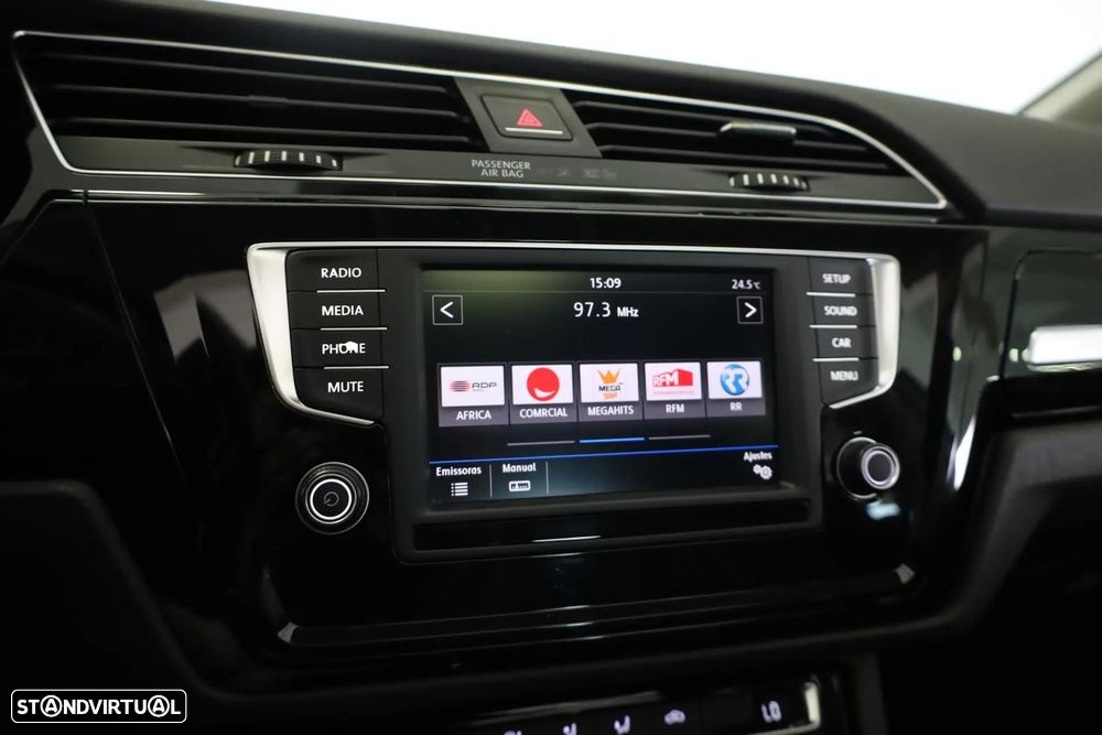 VW Touran 1.6 TDI R-Line DSG - 34
