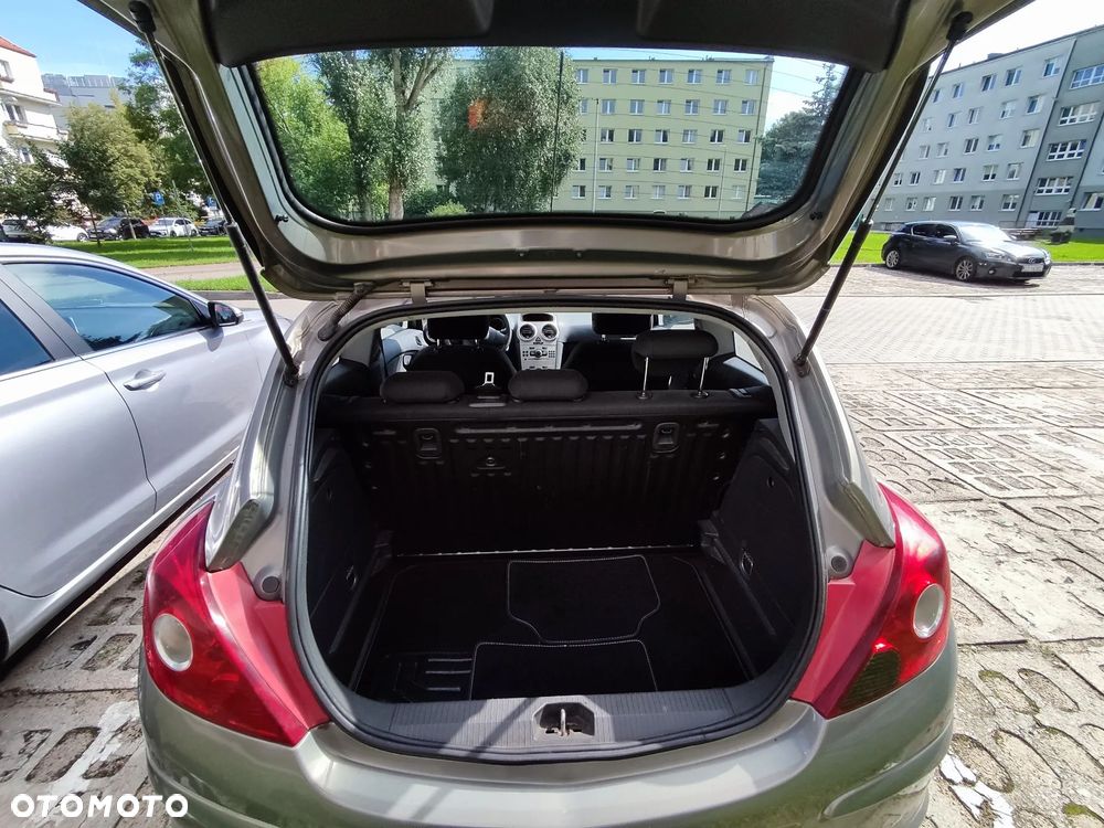 Opel Corsa - 8