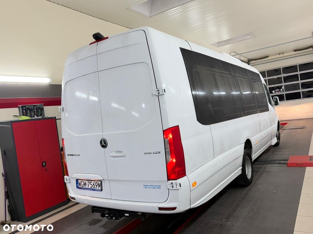 Mercedes-Benz Sprinter 519 - 5