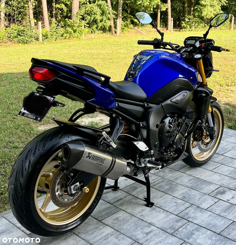 Yamaha FZ8 - 7