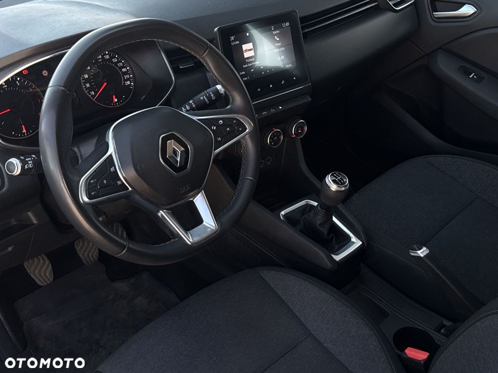 Renault Clio - 10