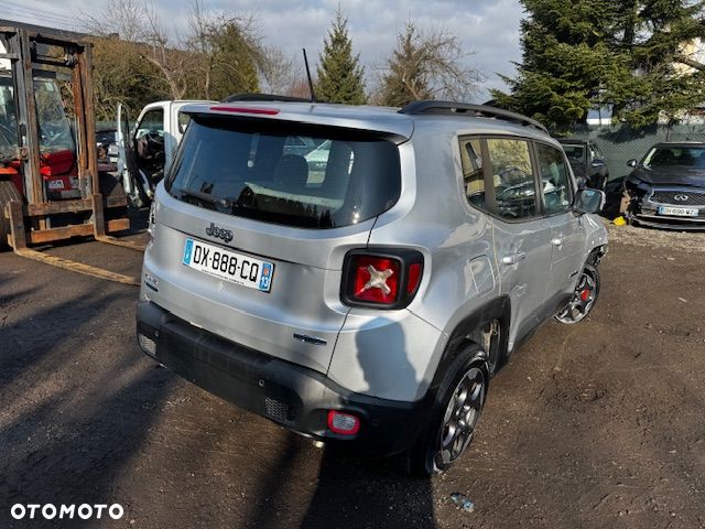 Jeep Renegade - 11