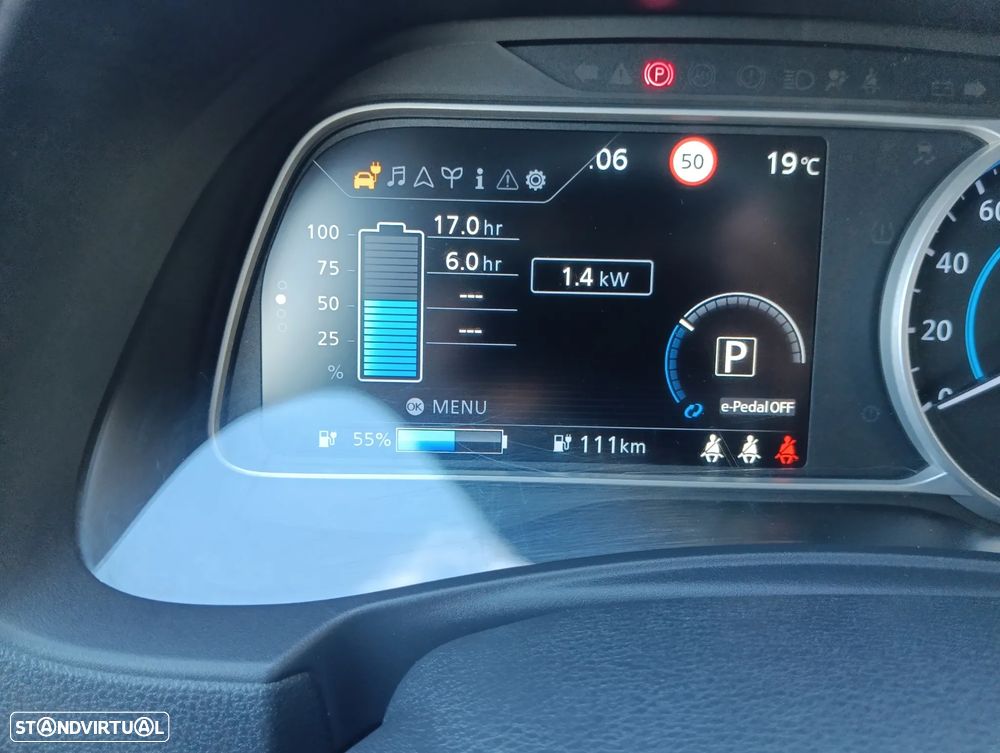 Nissan Leaf 40 kWh 2.ZERO Edition - 12