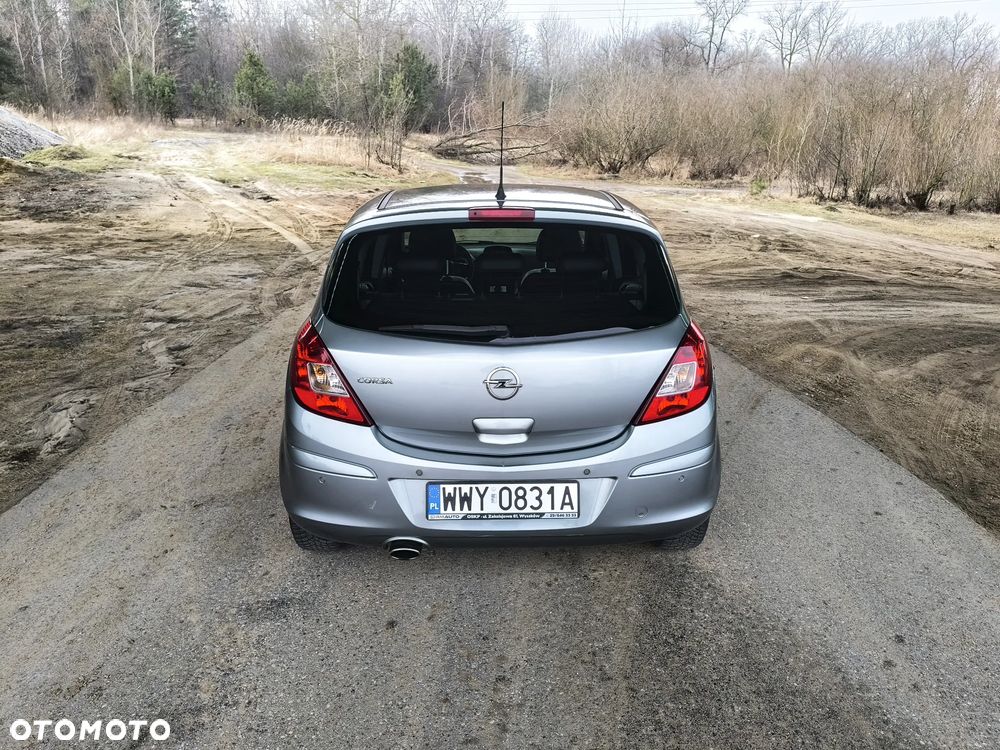 Opel Corsa 1.4 16V Energy - 5